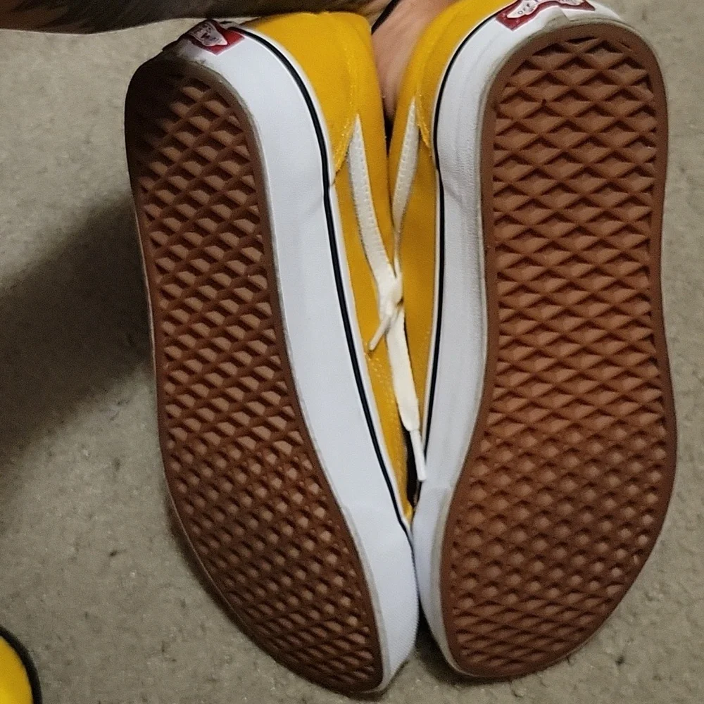 Vans - Picture 4 of 4